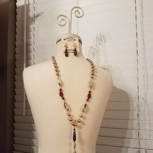 MBellish Burgandy and Gold Set